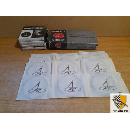 jeu de segments Peugeot 104...