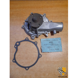 pompe a eau Opel admiral...